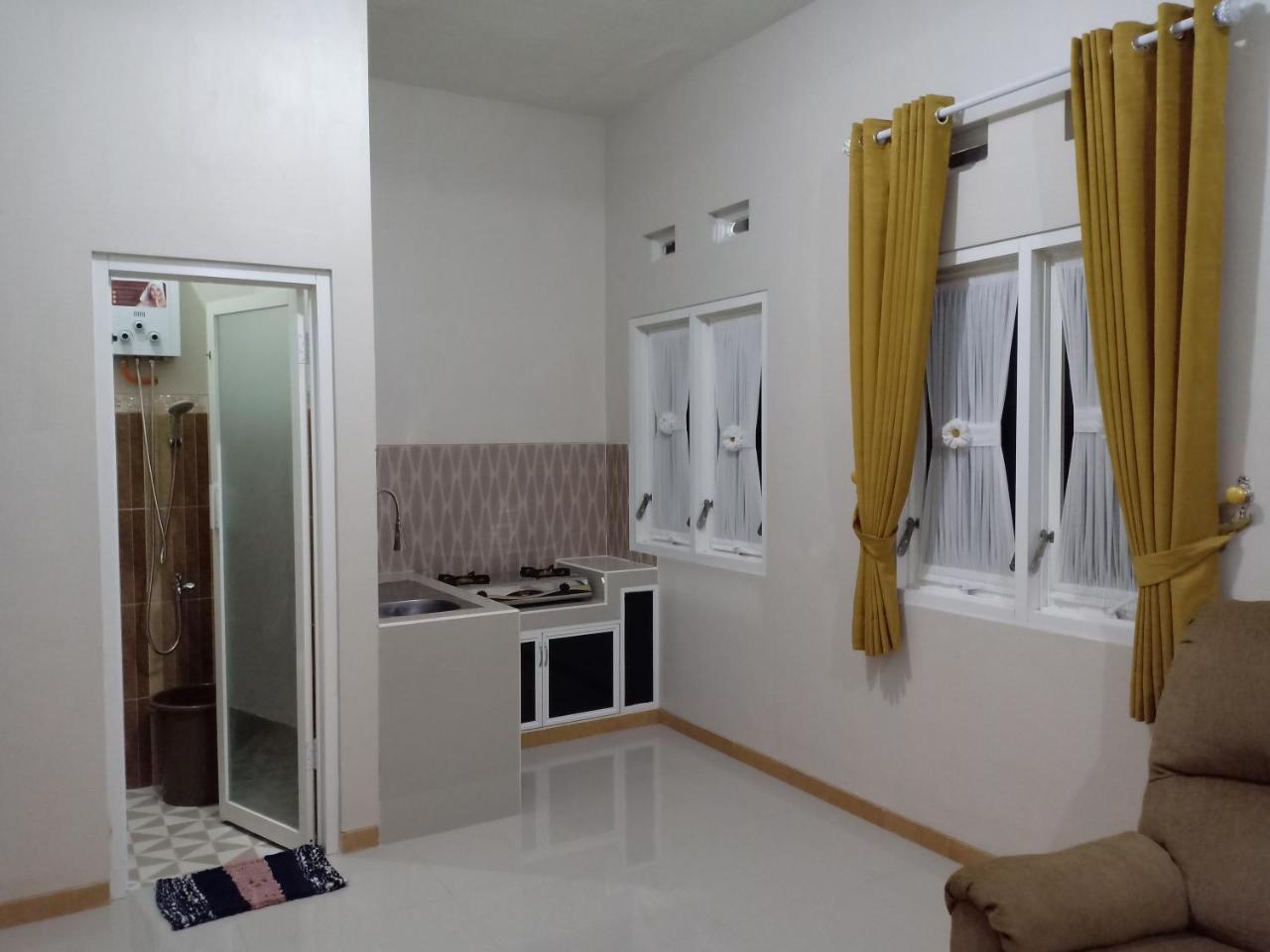 Green Homestay Malang Luaran gambar